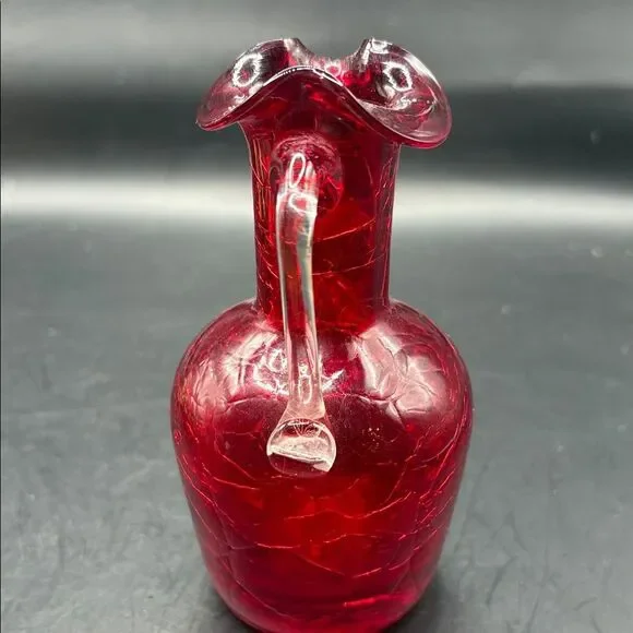Vintage ruby red crackle glass pitcher with clear handle - Picture 5 of 6